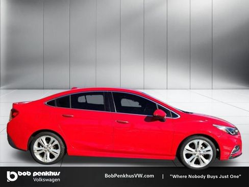 Used 2016 Chevrolet Cruze Premier image 23