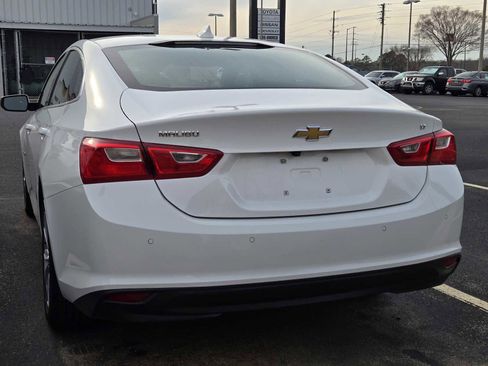 Used 2025 Chevrolet Malibu LT image 5
