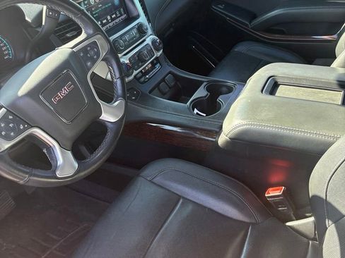 Used 2019 GMC Yukon SLT w/ Graphite Performance Edition AWD/4WD image 1