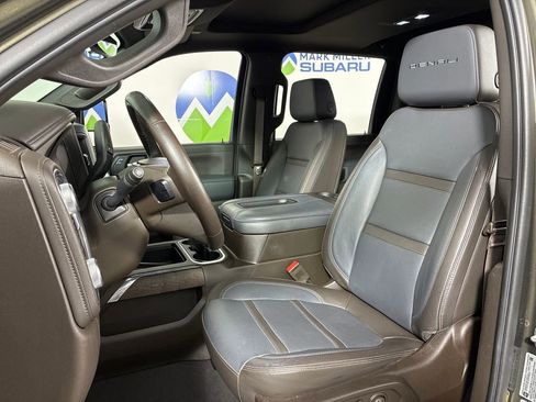 Used 2022 GMC Sierra 3500 Denali w/ Denali Ultimate Package image 25