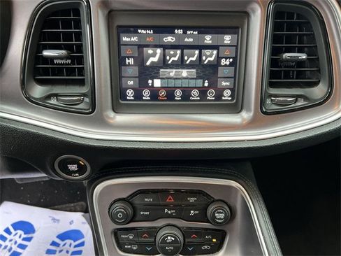 Used 2019 Dodge Challenger R/T w/ Driver Convenience Group image 18