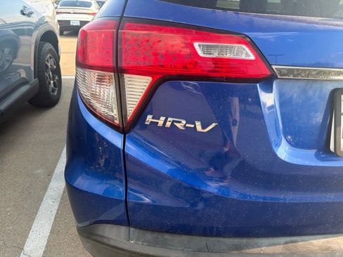 Used 2019 Honda HR-V EX-L image 6