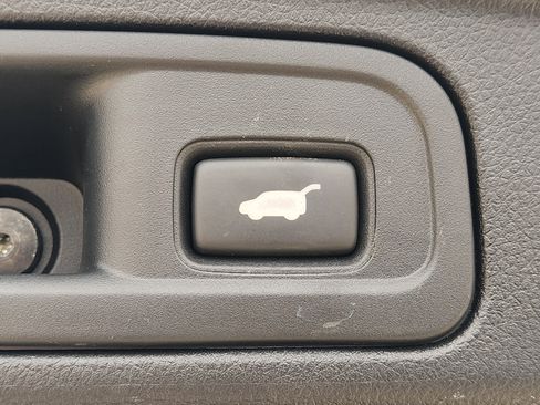 Used 2018 Honda Pilot Touring image 42