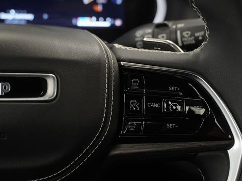 Certified 2023 Jeep Grand Cherokee L Overland image 42