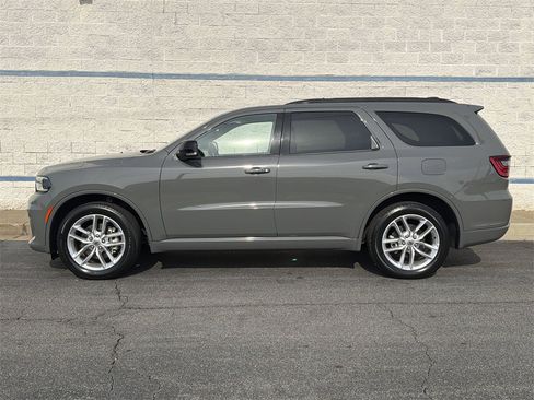 Used 2024 Dodge Durango GT image 4