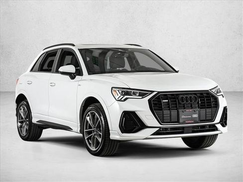 Certified 2025 Audi Q3 2.0T Premium w/ Convenience Package image 3