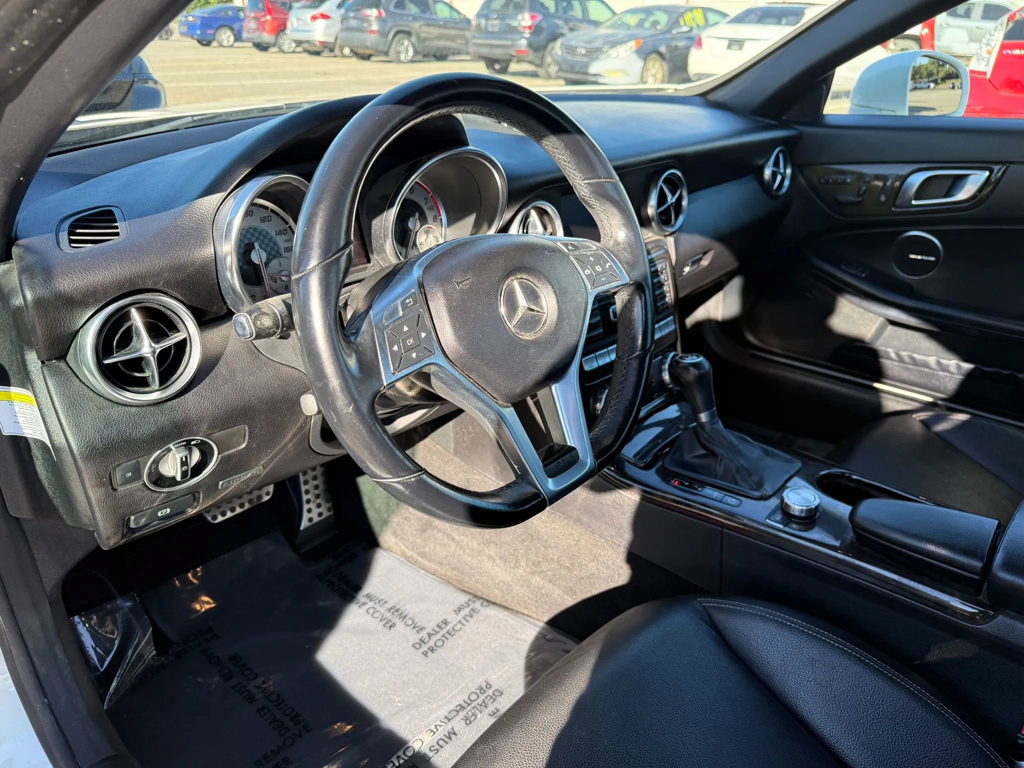 Used 2013 Mercedes-Benz SLK 250 image 16