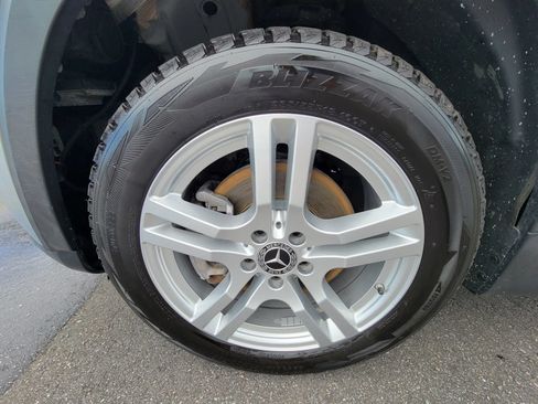 Used 2020 Mercedes-Benz GLB 250 4MATIC image 21