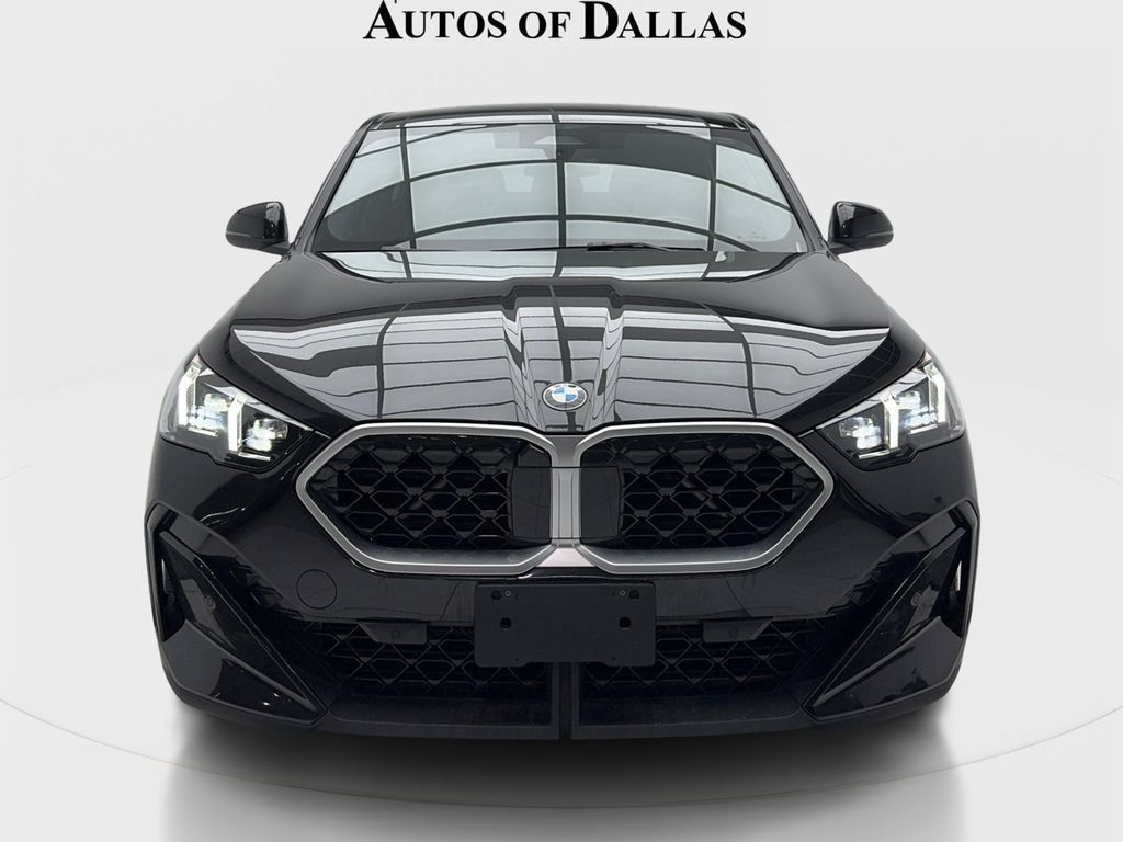 Used 2025 BMW X2 xDrive28i AWD/4WD image 4