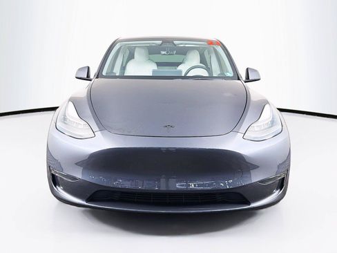 Used 2021 Tesla Model Y Long Range AWD/4WD image 6
