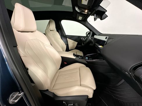 New 2026 BMW X3 xDrive30i w/ Premium Package AWD/4WD image 43