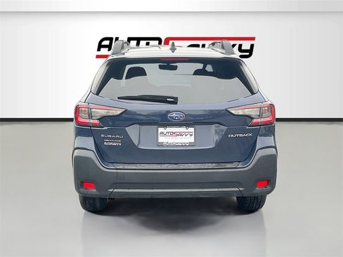 Used 2025 Subaru Outback Premium w/ Popular Package #1A image 6