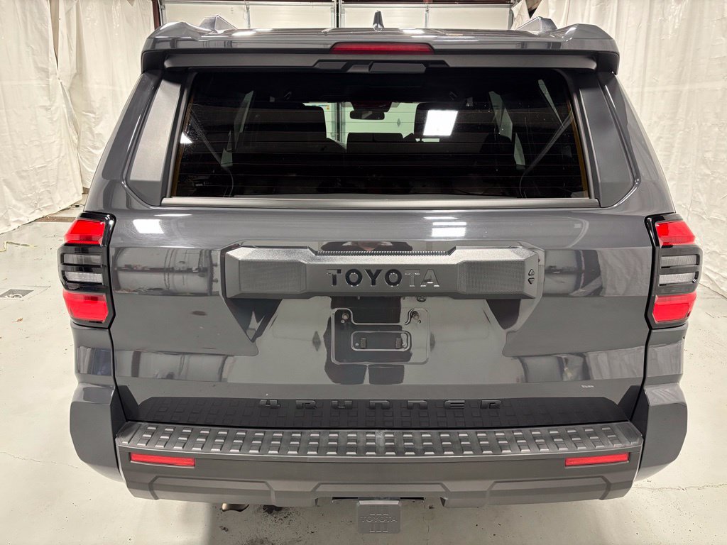 Used 2026 Toyota 4Runner SR5 AWD/4WD image 6