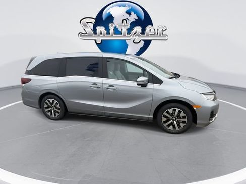New 2026 Honda Odyssey EX-L image 2