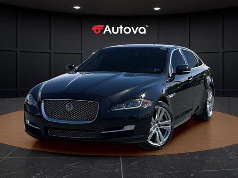 Used 2017 Jaguar XJ L Portfolio image 1