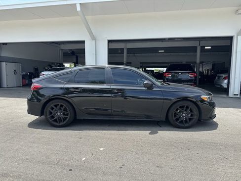 Used 2024 Honda Civic Sport image 4