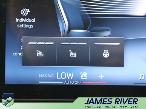 Used 2025 BMW X7 xDrive40i AWD/4WD image 38