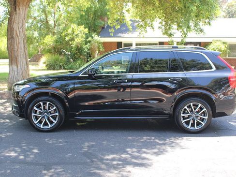 Used 2019 Volvo XC90 T6 Momentum w/ Protection Package Premier AWD/4WD image 2