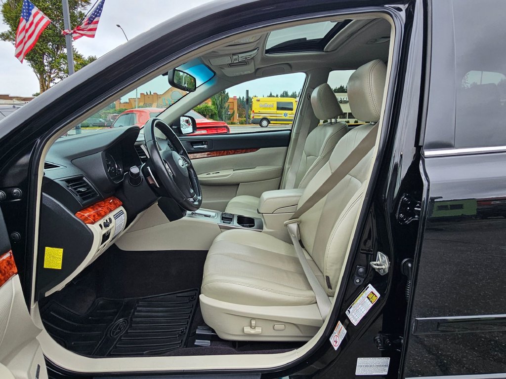 Used 2012 Subaru Outback 2.5i Limited AWD/4WD image 24
