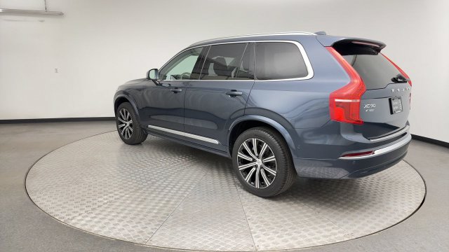 Certified 2025 Volvo XC90 B6 Plus w/ Protection Package Premier AWD/4WD image 4