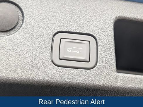 Used 2025 Chevrolet Equinox RS w/ Safety and Technology Package FWD image 36