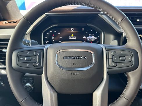 New 2026 GMC Sierra 1500 Denali w/ Denali Reserve Package AWD/4WD image 20