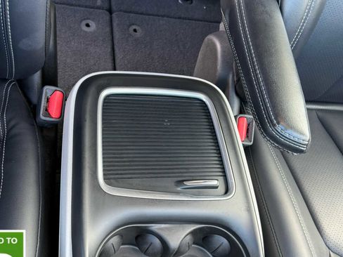 Certified 2024 Chrysler Pacifica Touring-L image 23