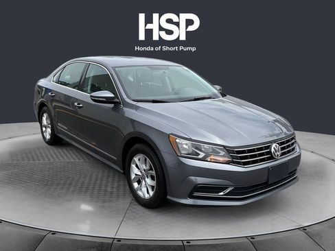 Used 2017 Volkswagen Passat 1.8T S FWD image 7