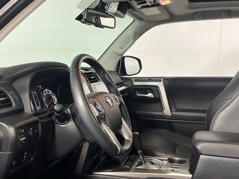 Used 2024 Toyota 4Runner Limited image 25
