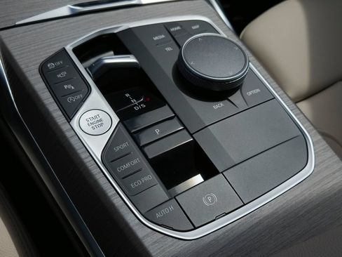 New 2026 BMW 330i Sedan w/ Premium Package RWD image 10