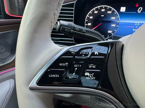 Used 2024 Mercedes-Benz Maybach GLS 600 Maybach GLS 600 4MATIC SUV image 38