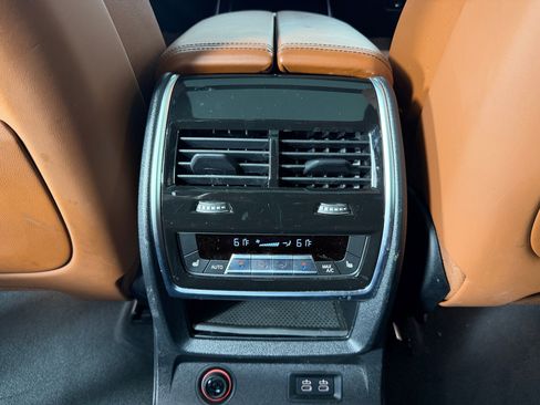 Certified 2024 BMW X7 M60i w/ Executive Package AWD/4WD image 31
