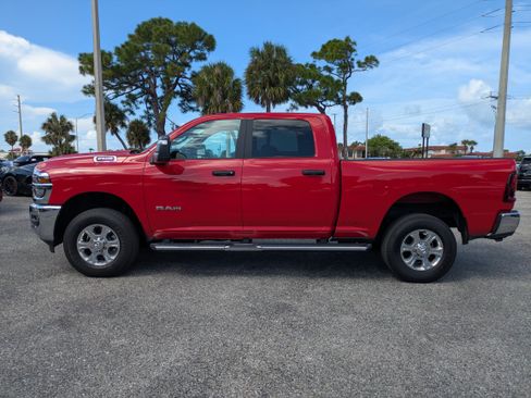 Used 2026 RAM 2500 Big Horn AWD/4WD image 7