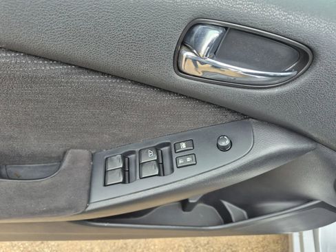 Used 2012 Nissan Altima 2.5 S FWD image 12