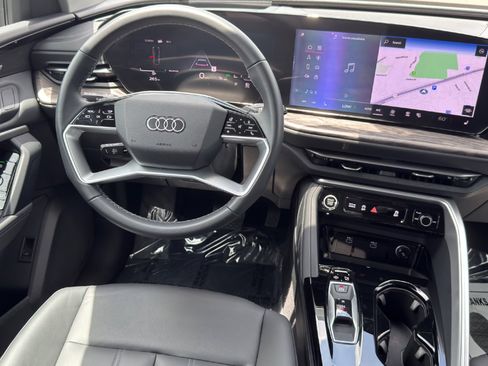 Certified 2025 Audi Q5 Premium w/ Premium Plus AWD/4WD image 25