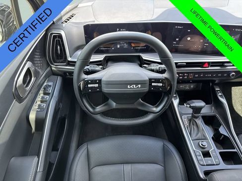 Used 2026 Kia Sorento EX w/ EX Premium Package FWD image 17