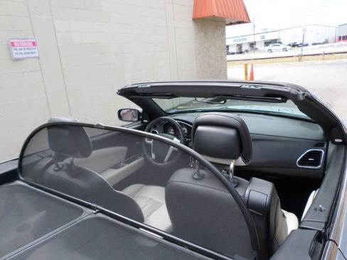 Used 2012 Chrysler 200 Limited image 25