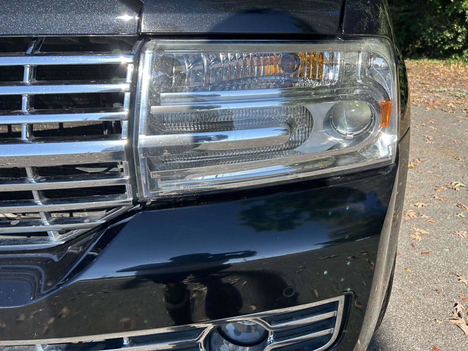 Used 2014 Lincoln Navigator 2WD image 11