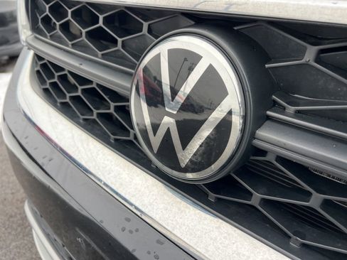 Used 2024 Volkswagen Taos S image 29