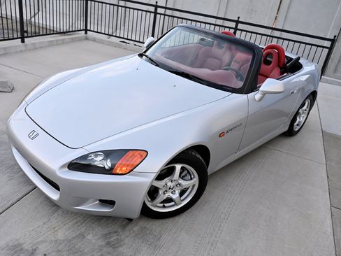 Used 2003 Honda S2000 image 31