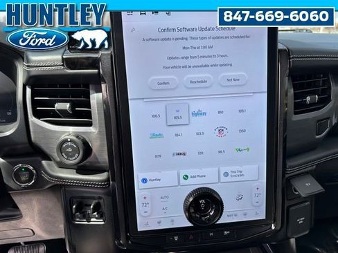 Used 2024 Ford F150 Lightning Platinum AWD/4WD image 29