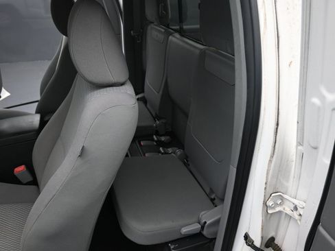 Used 2012 Toyota Tacoma 2WD Access Cab image 14