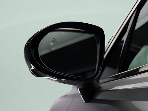 New 2026 Genesis GV70 2.5T Sport Prestige image 4