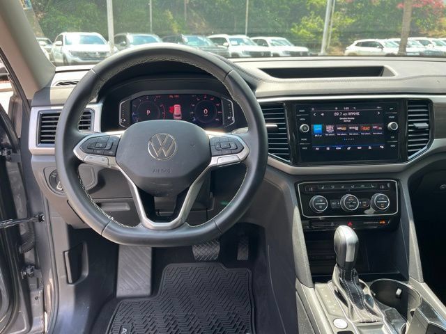 Used 2023 Volkswagen Atlas SE w/ Panoramic Sunroof Package FWD image 19