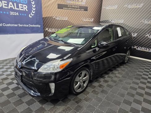 Used 2013 Toyota Prius Three image 1