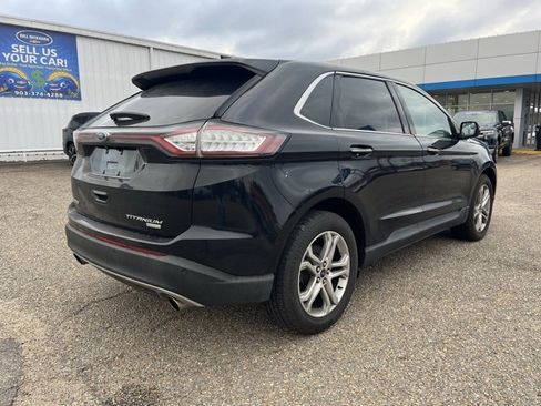 Used 2018 Ford Edge Titanium image 4