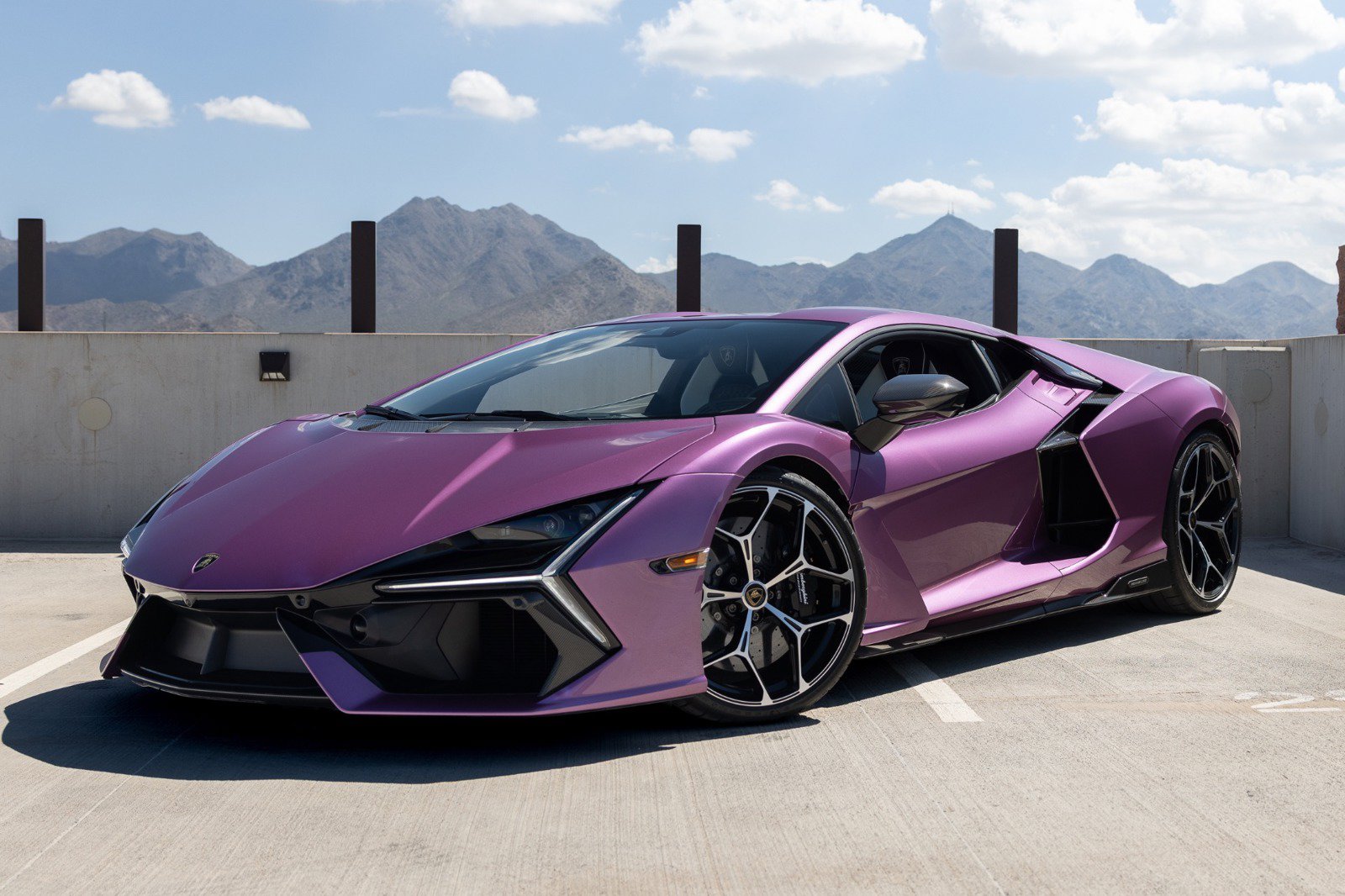 Used 2026 Lamborghini Revuelto AWD/4WD image 1