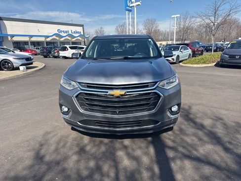 Used 2021 Chevrolet Traverse Premier image 3