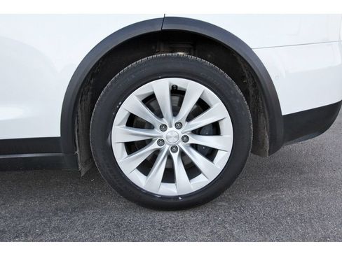 Used 2020 Tesla Model X Long Range AWD/4WD image 30