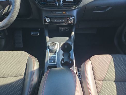 Used 2024 Ford Escape ST-Line w/ Tech Pack #1 AWD/4WD image 21